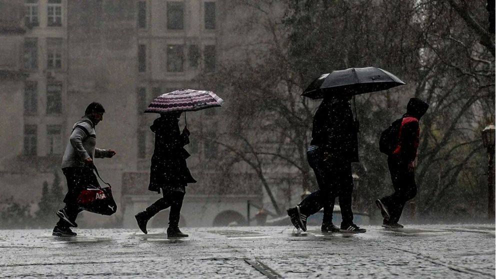 El Servicio Meteorol�gico activ� la alerta amarilla por tormentas en Buenos Aires y el "finde" estar� pasado por agua (Imagen ilustrativa).