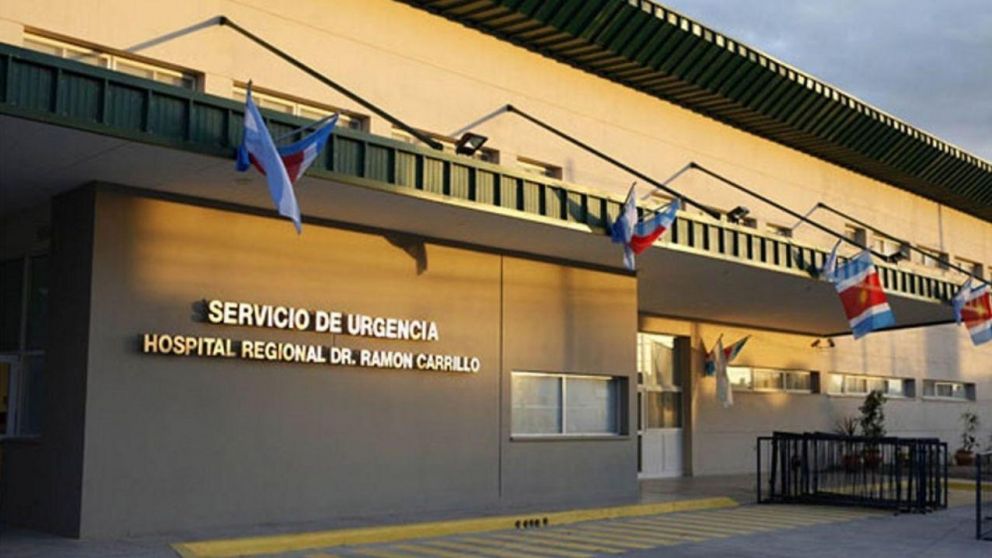 El agresor continúa internado en el hospital Regional Dr. Ramón Carrillo.