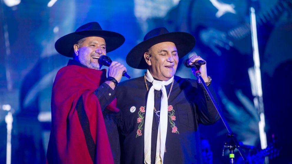 Jorge Rojas inauguró una nueva temporada de "Grandes Encuentros" junto al Chaqueño Palavecino en Anisacate