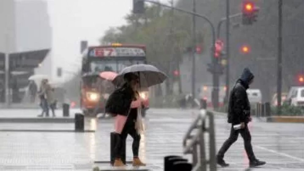 Lluvias y tormentas podrían generar complicaciones en el desarrollo de las actividades cotidianas en al menos 7 provincias.