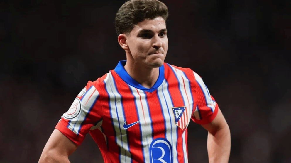 Julián Álvarez no lo puede creer: el jugador clave que se puede ir del Atlético de Madrid