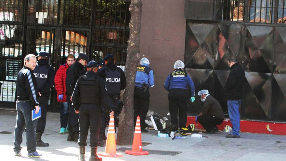 En este lugar, en una zona comercial de Las Heras, cayó abatido Juan Quiroga Morales.