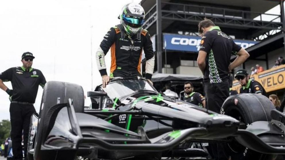 Agustín Canapino NO LEVANTA CABEZA en la Indy Car: mal fin de semana en el Autódromo de Mid Ohio