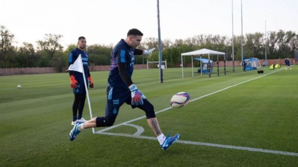 El posteo del Dibu Martínez para Los Pumas luego de llegar a las semis del Mundial de Rugby