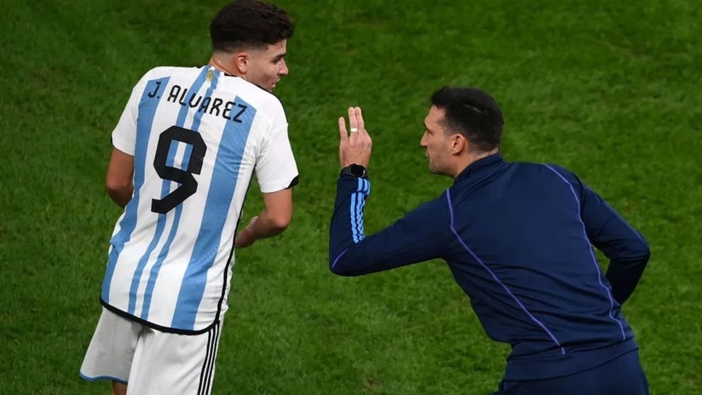 Exequiel Palacios contó una espectacular anécdota entre Scaloni y Julián Álvarez luego de ganar el Mundial Qatar 2022