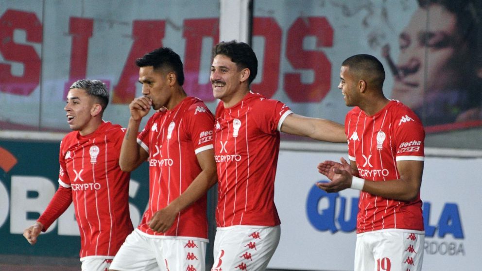 Huracán venció por 5 a 3 a Racing en un partidazo por la Copa Argentina: quedó afuera el equipo de Gago