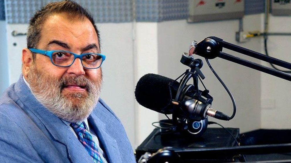 Continúa con su recuperación.