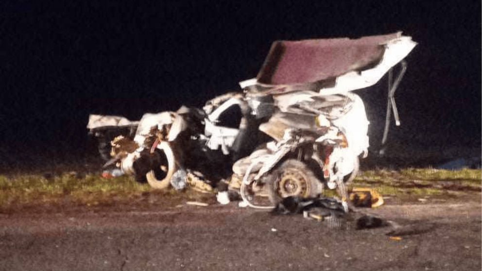 El choque fue en el kilómetro 437 de la Ruta 11, en jurisdicción de Villa Gesell (Imagen gentileza: Facebook/Noticias Policiales).