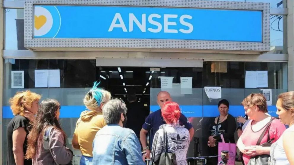 Los beneficiarios del sistema de ANSES recibirán un nuevo adicional en enero 2025 (Imagen ilustrativa).