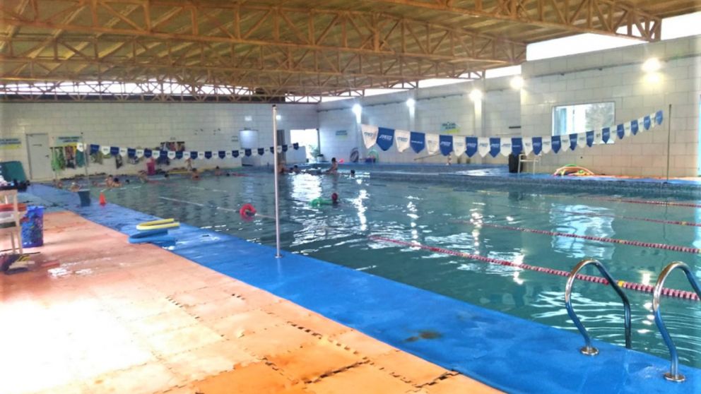 Una nena murió ahogada en la pileta de una colonia de vacaciones y detuvieron a dos personas (Imagen ilustrativa).