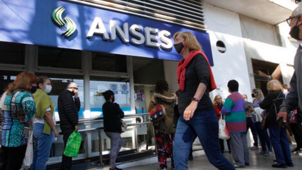 La ayuda social se pagará en el mes de noviembre