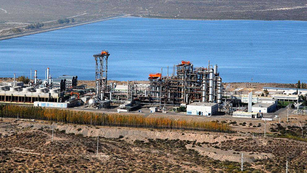 La planta se encuentra en la localidad neuquina de Arroyito.