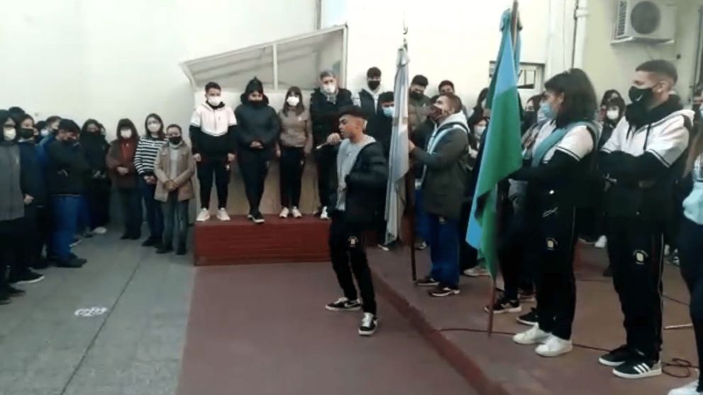 El joven de 16 a�os produce su propia m�sica desde 2018. (@decim.j)