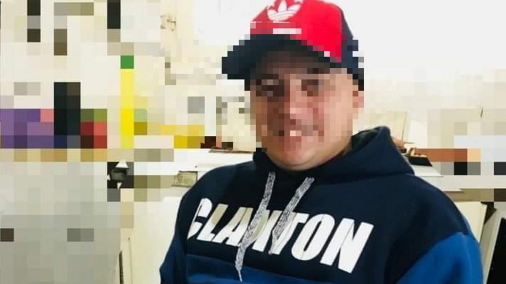 El acusado se encuentra prófugo de la Justicia.