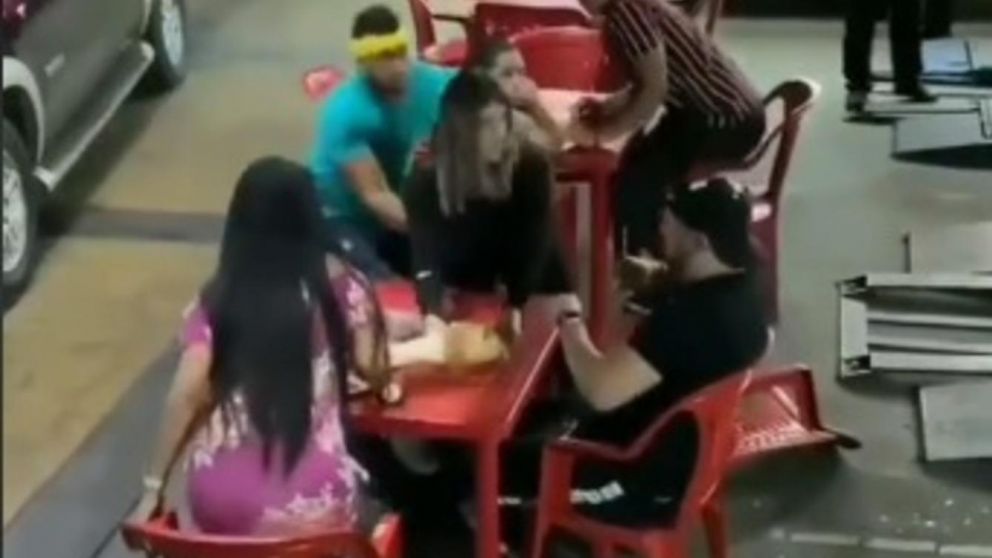 El escrache tuvo lugar en la ciudad de México (Captura de video).