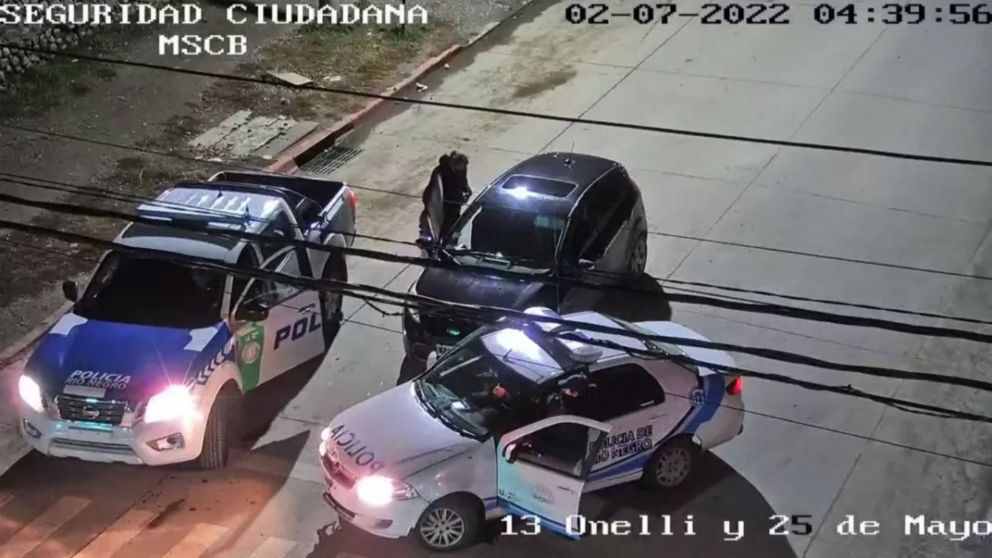 La conductora se fugó a alta velocidad.