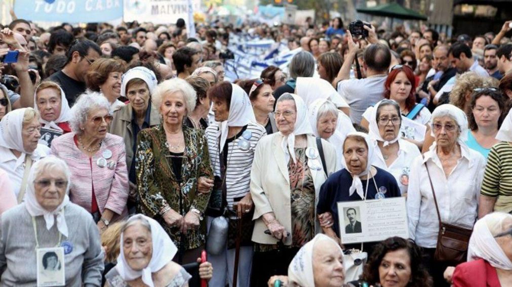 Abuelas poste� su opini�n en la red social Twitter (Archivo).