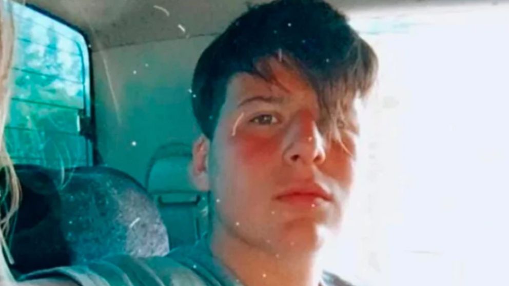 Tomás Lautaro Krügue recibió tres disparos, en medio de una persecución policial.