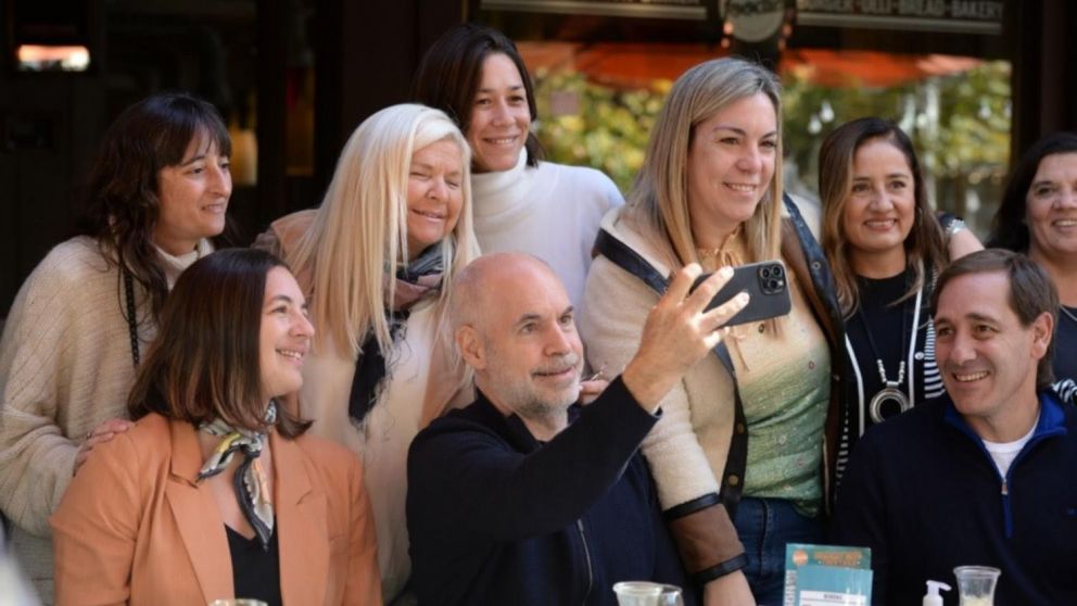 El intendente de La Plata, Julio Garro, junto al jefe de Gobierno porteño, Horacio Rodríguez Larreta.