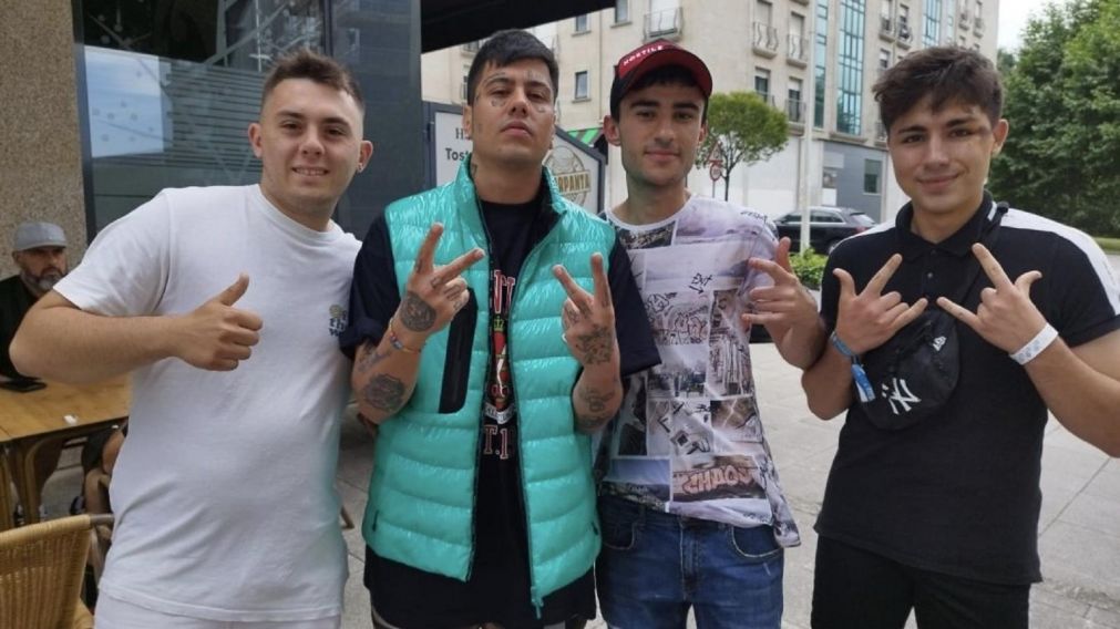No solo escuch� cantar en vivo a Duki, sino que pudo sacarse una foto con �l.