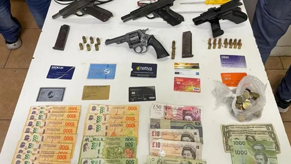 La Polic�a detuvo a dos sospechosos y recuper� parte de lo robado.