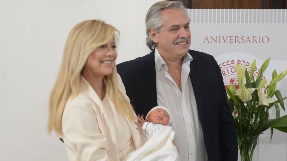 Francisco, cuando fue presentado a la sociedad (Hernán Nersesian/Crónica).