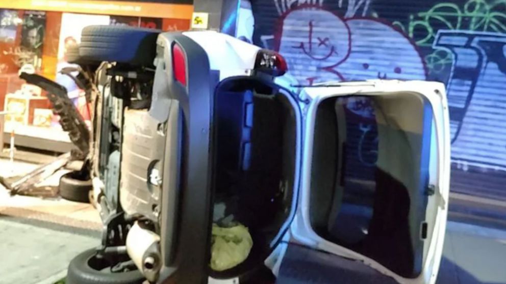 El accidente se registró este sábado por la madrugada en el barrio porteño de Palermo.