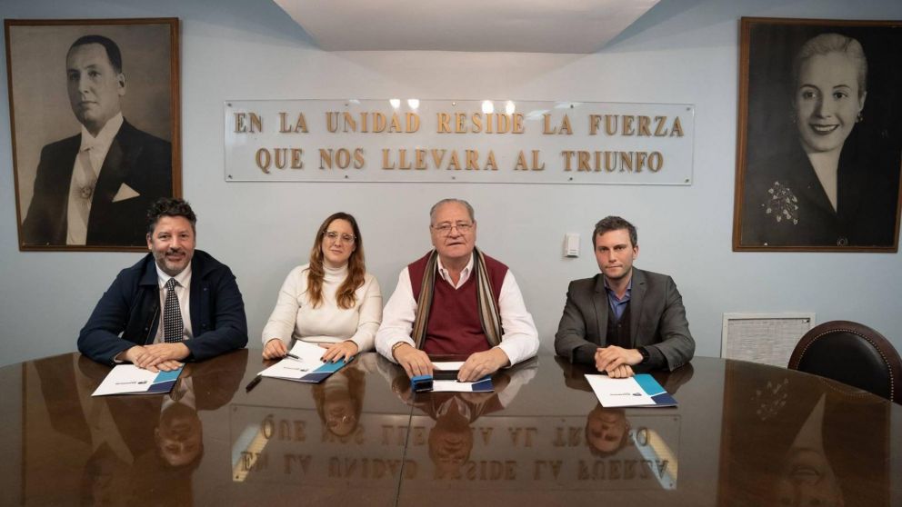 Grupo Provincia y la Federación de la Carne firmaron convenio de capacitación para representantes gremiales.