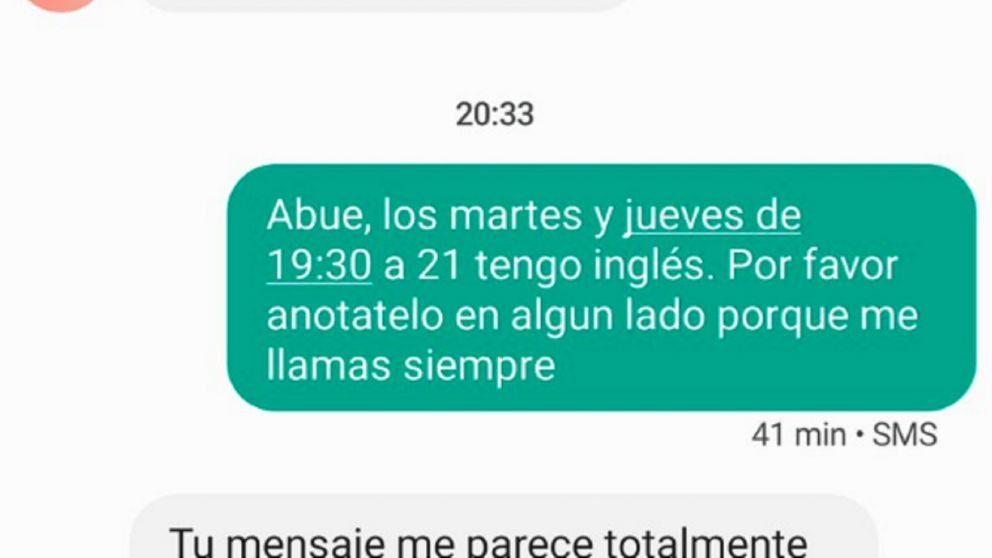 "Dame una más dramática": le pidió a su abuela que no la llame mientras estaba en clase y su insólita respuesta la convirtió en viral