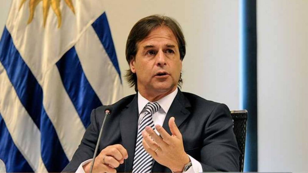 Positivo de Covid-19, Luis Lacalle Pou canceló su viaje a la Cumbre de las Américas.