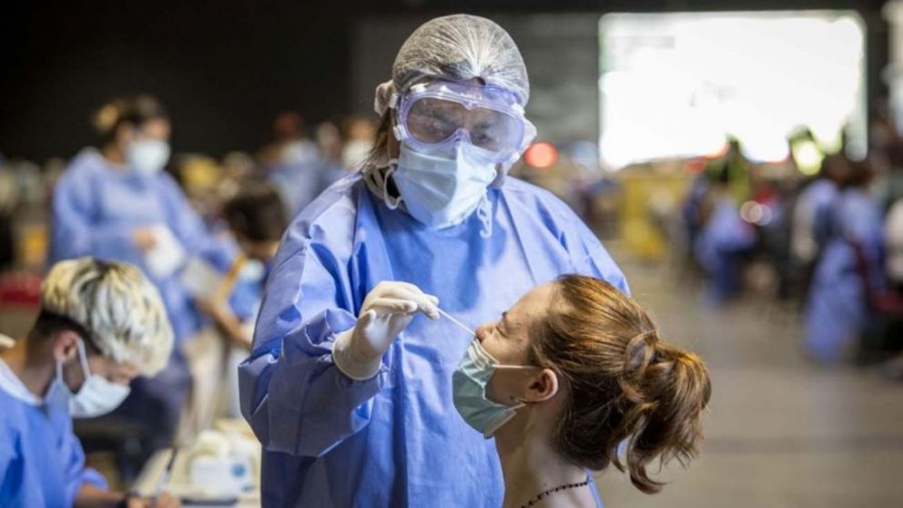 El Gobierno porteño reportó 11.582 nuevos casos de coronavirus, un 21% menos que la semana anterior (Archivo).