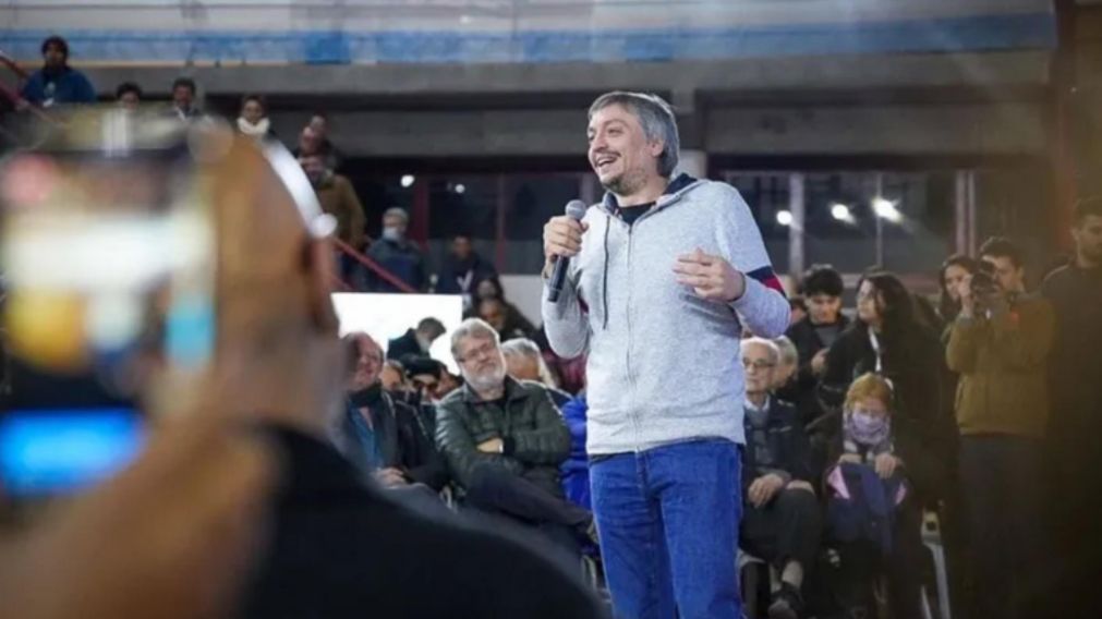 Máximo Kirchner, durante su aparición en un plenario en la Universidad Nacional de Quilmes (Twitter).