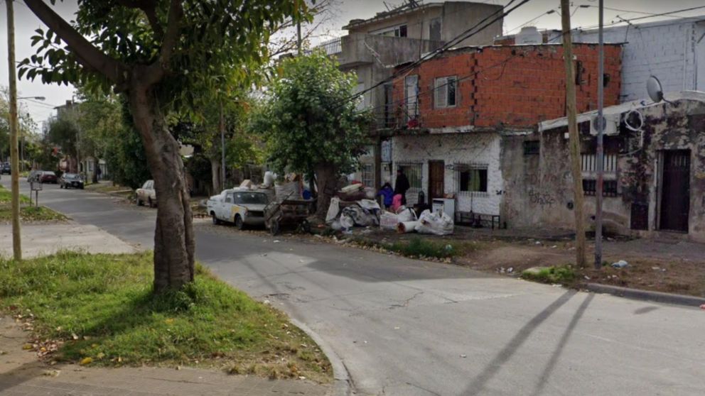 La esquina donde ocurri� el brutal crimen del hombre de 35 a�os que fue asesinado a balazos desde un auto.