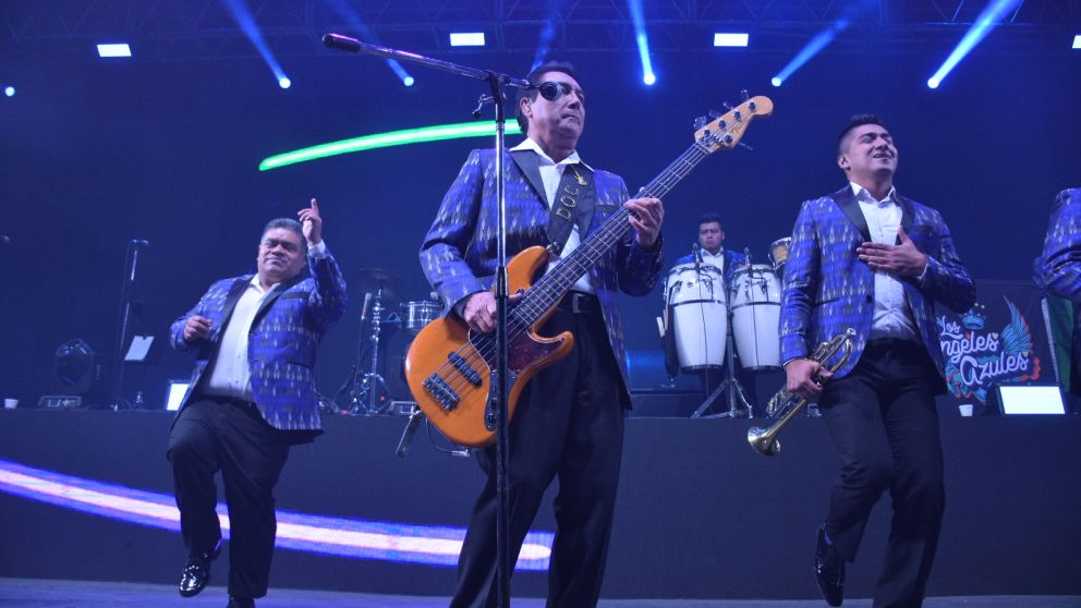 Los Ángeles Azules colmaron su primer concierto en el país