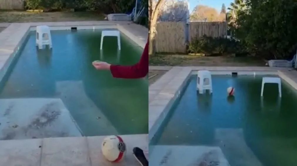 Se les congeló la pileta por el frío y se pusieron a jugar a la pelota sobre el hielo (imagen captura vídeo).