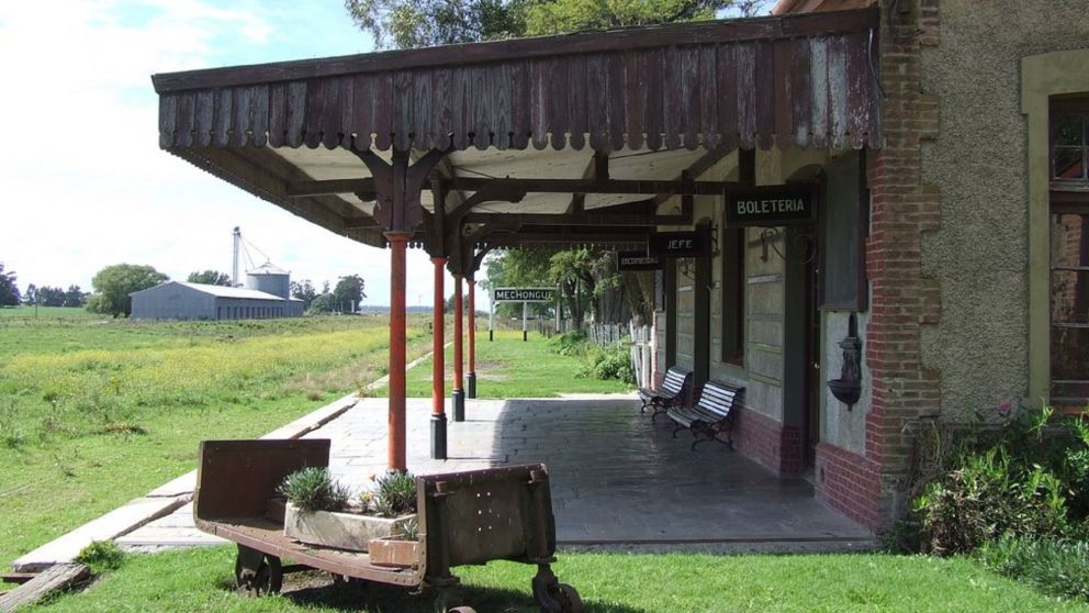 Disfruta de la tranquilidad y la buena comida de Mechongué.