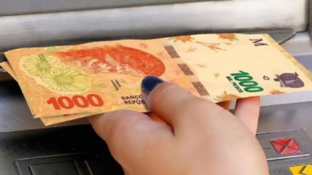 Cuándo cobro la primera cuota del bono de $18.000 de la ANSES (Imagen ilustrativa).