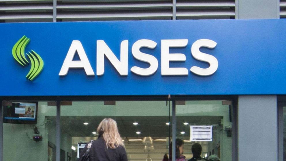 ANSES sigue con la acreditación de la primera cuota del bono de $18.000.