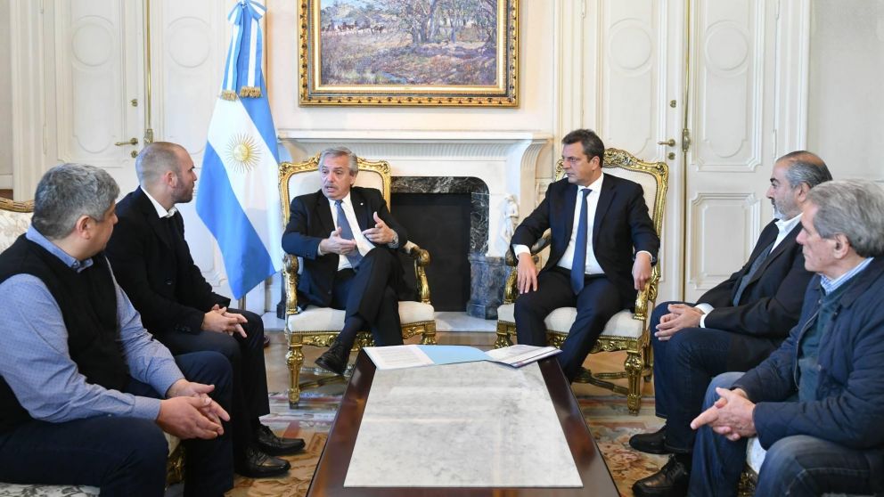 Alberto Fernández destacó que suba de piso de Ganancias ayuda a seguir recuperando el ingreso del pueblo.