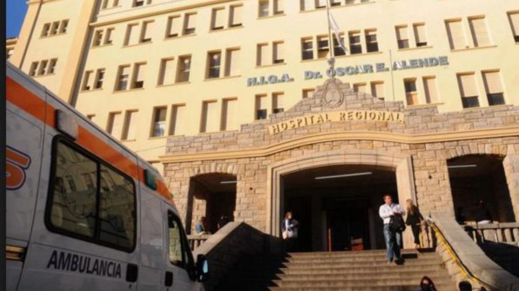 El herido fue atendido en el hospital Oscar Alende, de Mar del Plata (gentileza La Capital).