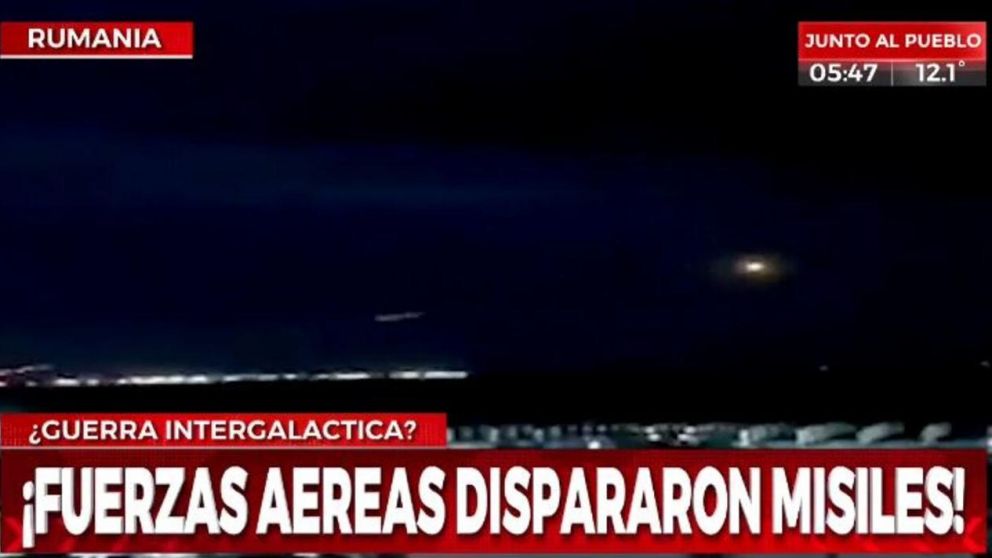 El ovni estuvo quieto por horas en el espacio rumano (Captura de TV).