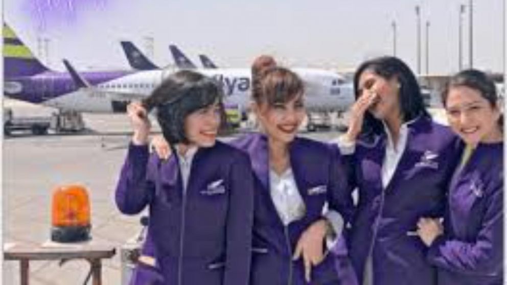 Se lo considera el mayor gesto de apertura hacia las mujeres en la aviación de Medio Oriente (gentileza Airlines Alerts).