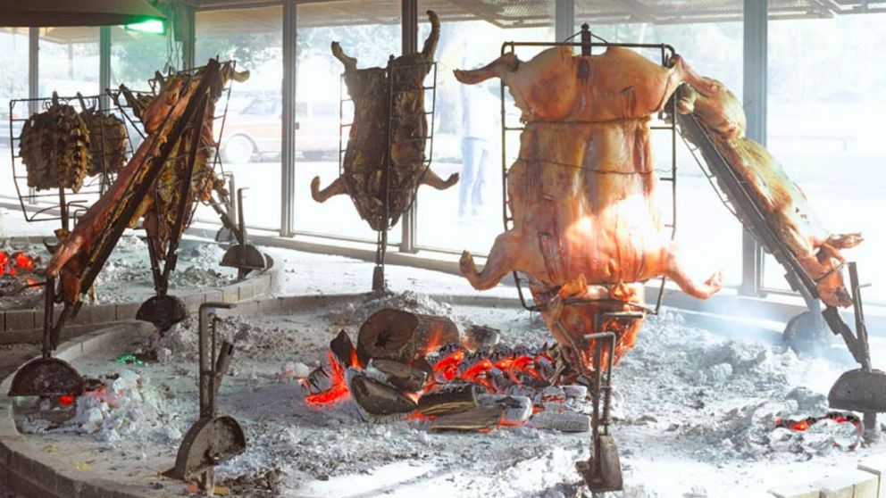 El restaurante de campo, La casona, lleva cientos de turistas a la zona.