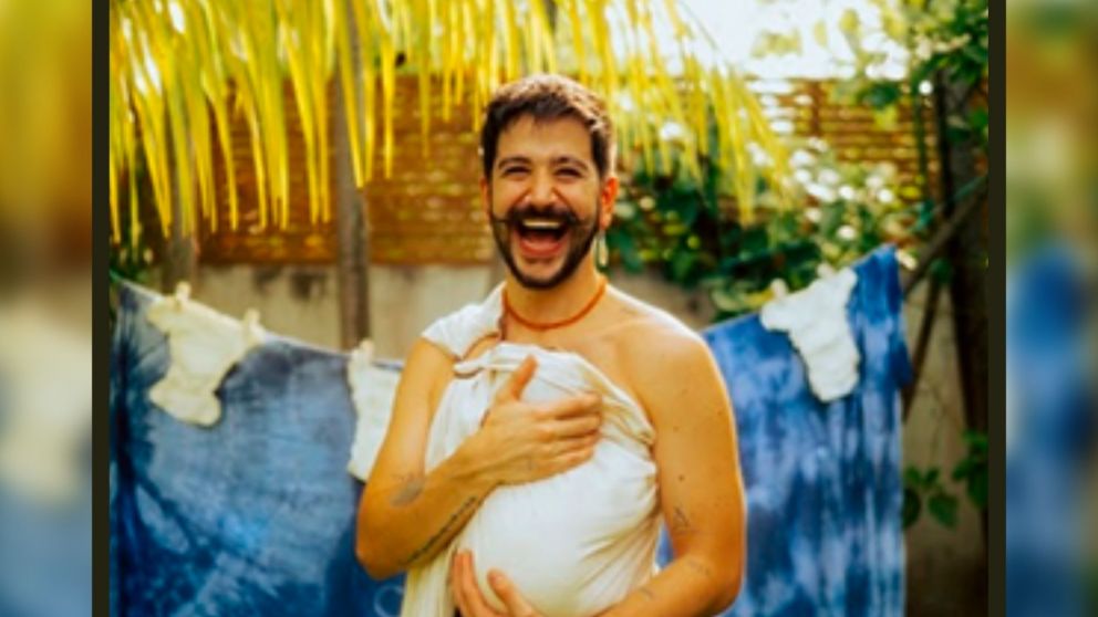 CAMILO estrena su nuevo sencillo y video musical "PEGAO"