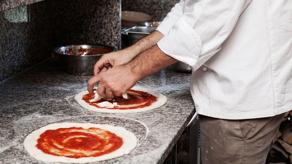 Buenos Aires recibirá a los más destacados maestros pizzeros de América, quienes intentarán consagrarse como el país campeón del torneo regional que organiza la Asociación de pizzerías y casas de empanadas de Argentina.