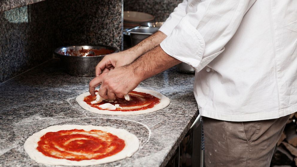 Buenos Aires recibirá a los más destacados maestros pizzeros de América, quienes intentarán consagrarse como el país campeón del torneo regional que organiza la Asociación de pizzerías y casas de empanadas de Argentina.