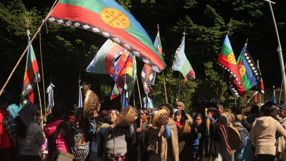 El Censo 2010 arrojó que el 7,86% de la población total de Neuquén se reconocía como indígena o descendiente de pueblo originario.