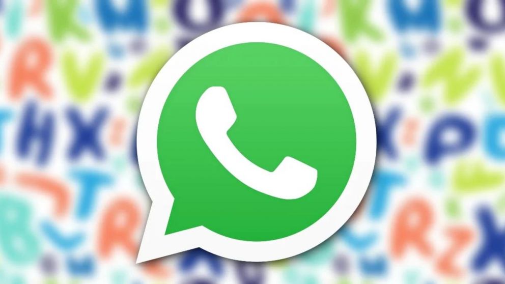 Así podés escribir textos de coloren en WhatsApp.