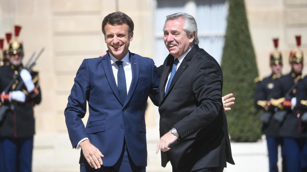 Alberto Fernández, durante su encuentro con Emmanuel Macron, titular del Gobierno francés (Télam).