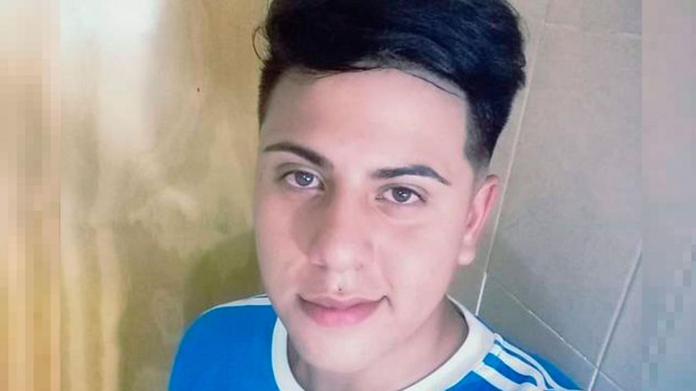 Adrián Caro tenía 21 años.
